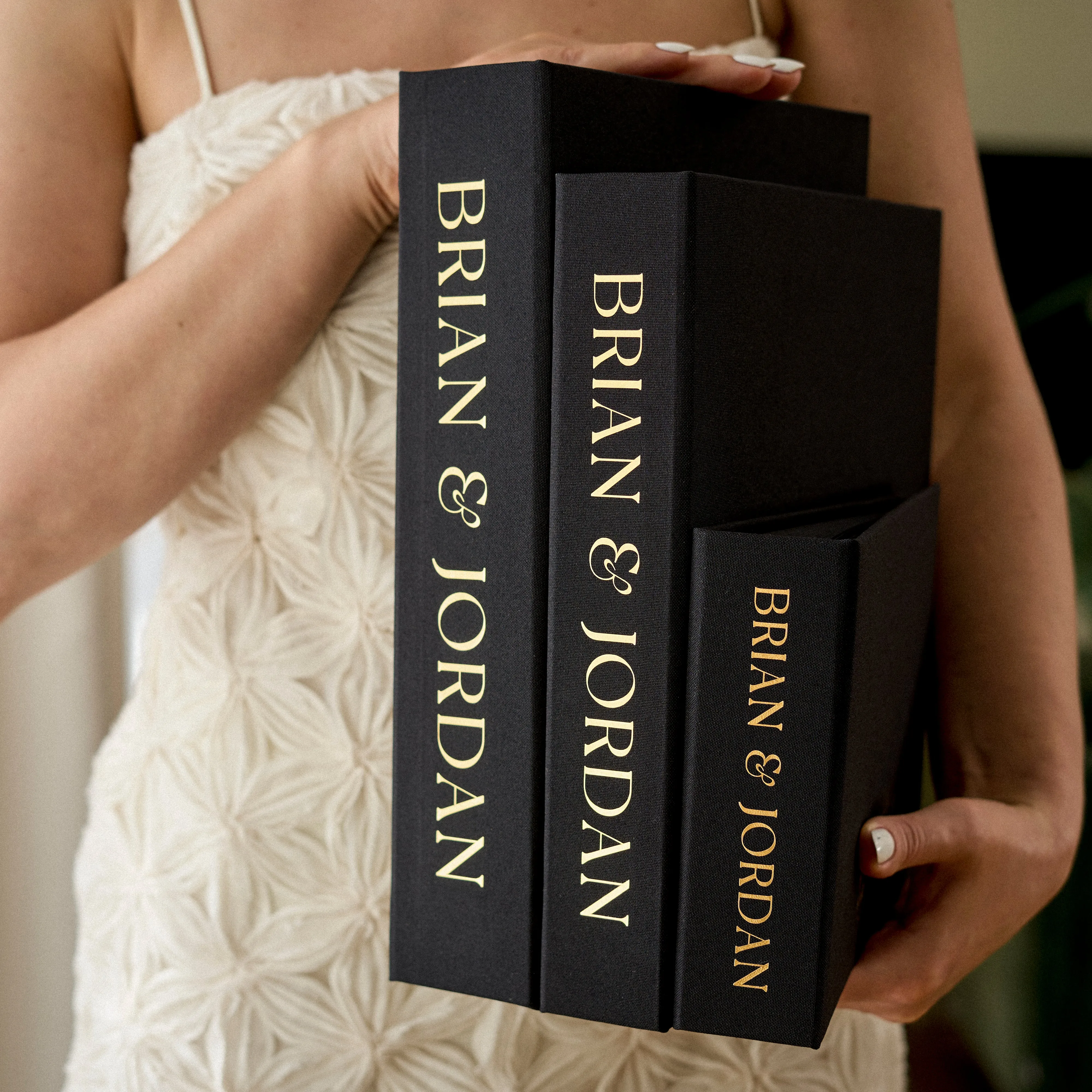 Black Pages   Black Cover   Real Gold | Guest Book